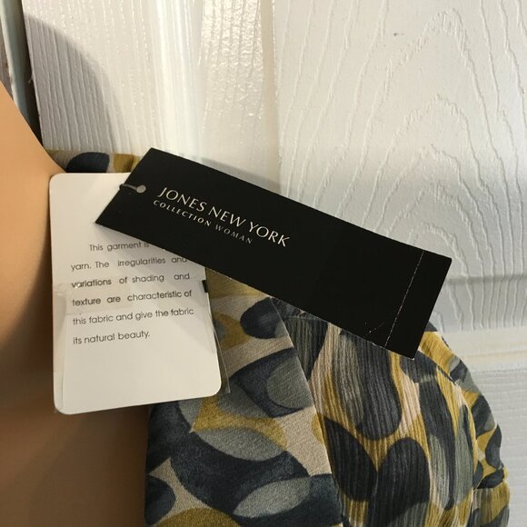 Jones New York Woman's Collection Dress 100% Silk - Picture 5 of 12